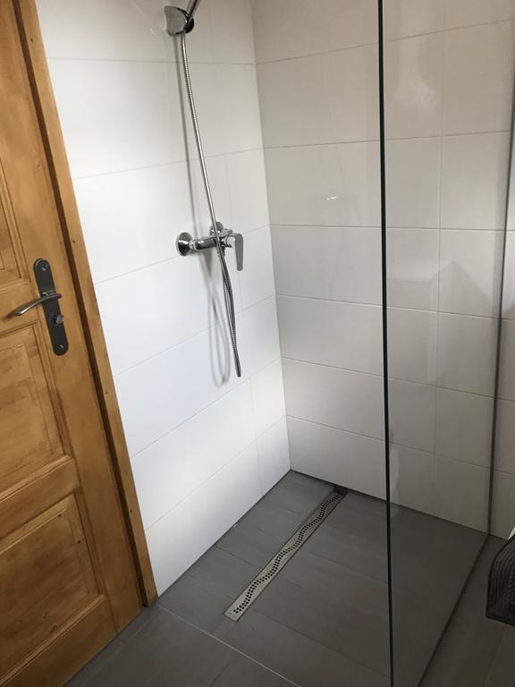 Hullám Apartman Balatonlelle Exterior foto